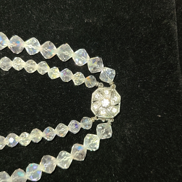 Necklace - Picture 2 of 3